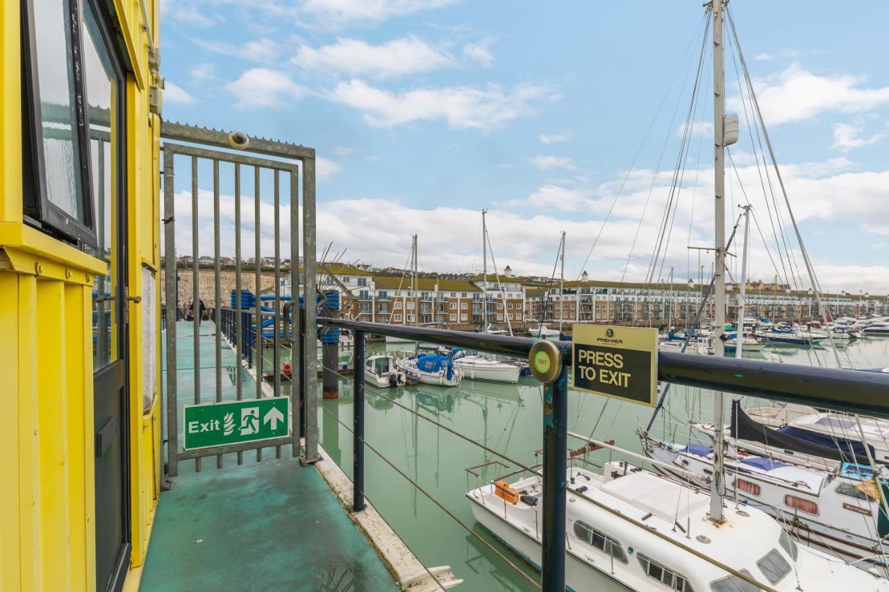 On The Water With Free Parking - By My Getaways Daire Brighton Dış mekan fotoğraf